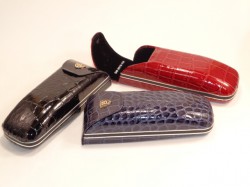 Футляр для очков на магните лак