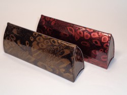 Футляр для очков на магните лак